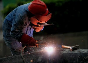 Why is hydrogen removal treatment necessary during welding heat treatment